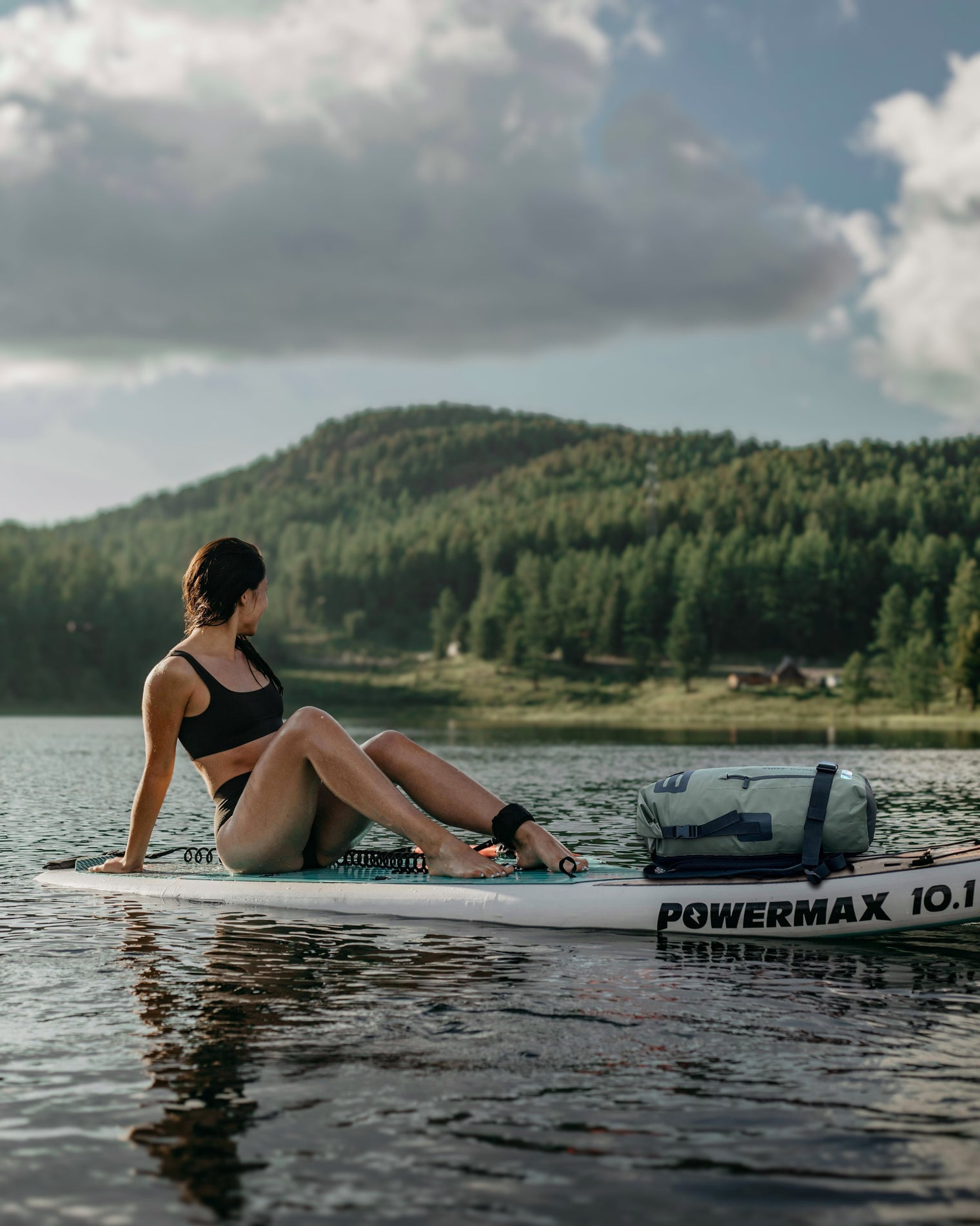 Why the TRAIL-CORE Waterproof Dry Bag Backpack is the Ultimate Beach Backpack